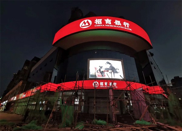 3M燈箱布VS噴繪布有哪些優(yōu)勢？