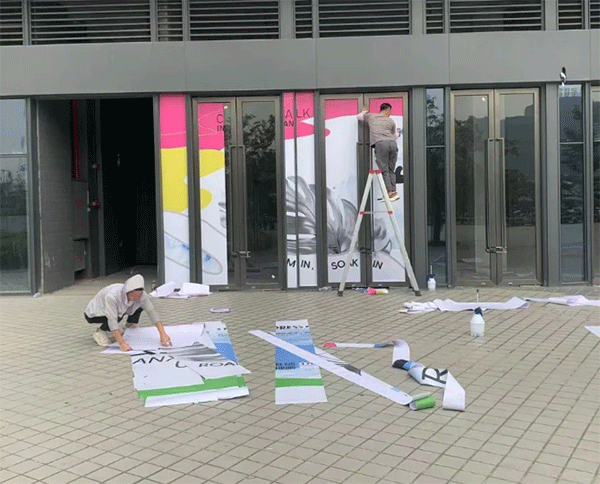 成都廣告噴繪怎么制作？噴繪制作流程有哪些內(nèi)容呢？