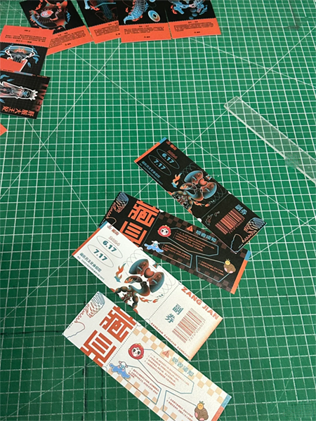 燈箱布與寫真布、噴繪布怎么區(qū)分？